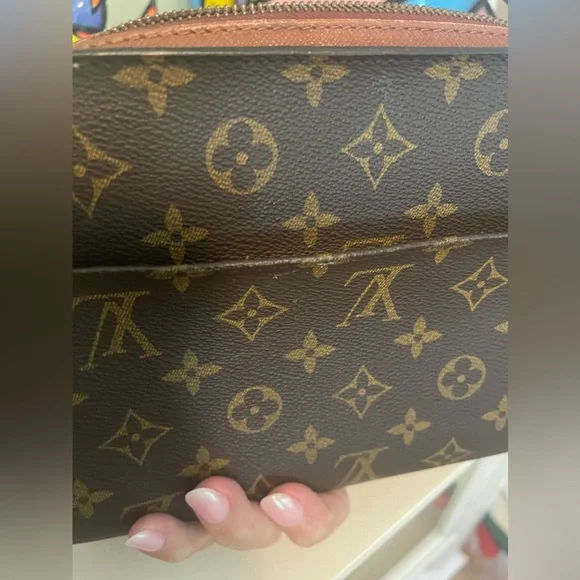 Vintage LV Monogram Orsay wristlet - Picture 8 of 10